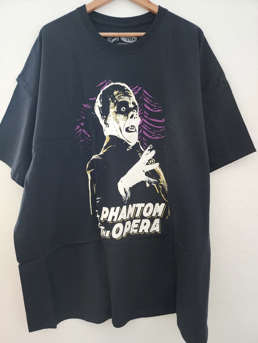 New Fright Rags Phantom of the Opera Feast Your Eyes Graphic Tee, 4XL